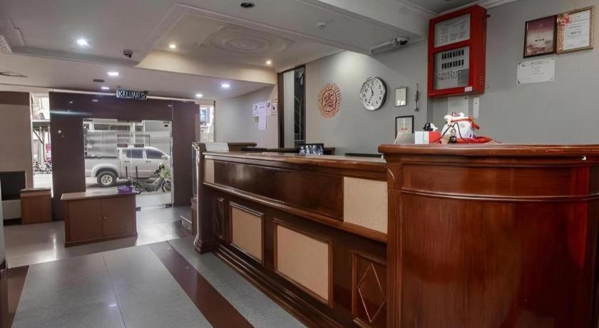 河滨公园酒店 诗巫 外观 照片